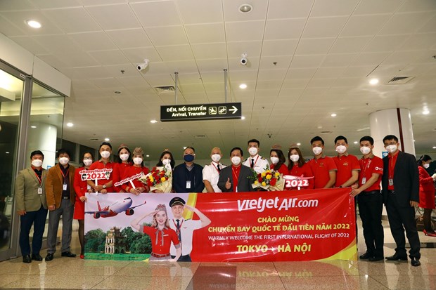 Overseas Vietnamese welcome resumption of Vietnam - Japan flights